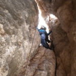 Neus mirando por donde seguir