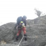 Emy en el paso clave del septimo largo