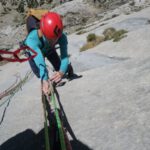 Marian en la parte de 7b+ del quinto largo